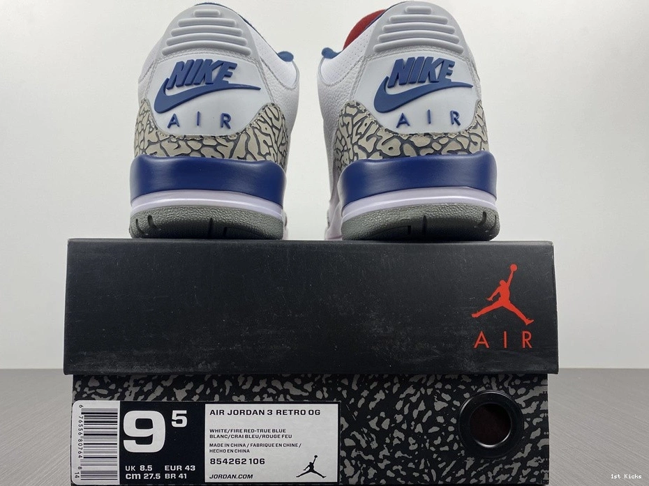 Blue Retro  Jordan 854262-106 (2016) True 3  0201